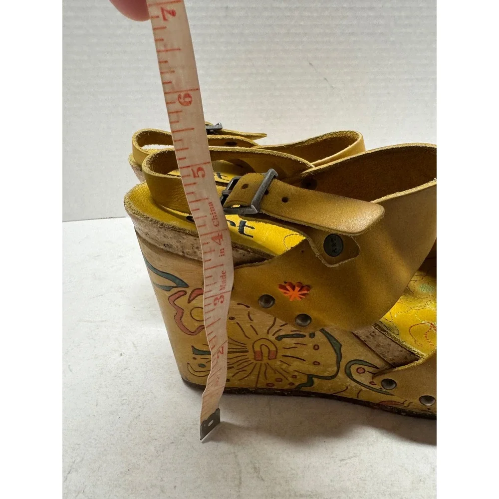 Art Company Yellow Leather Floral Wedge Sandals Made in Spain Size 41